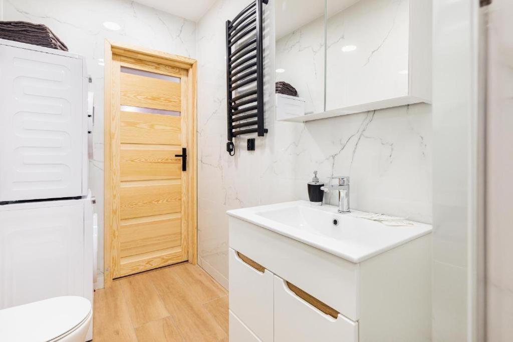 Bm Apartamenty Waly Chrobrego Radogoska Parking Free Szczecin Exterior foto